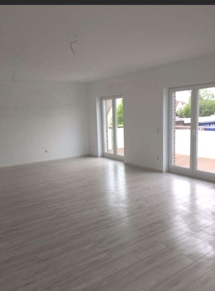 Moderne Dachgeschosswohnung mit großzügigem Balkon in Hasbergen